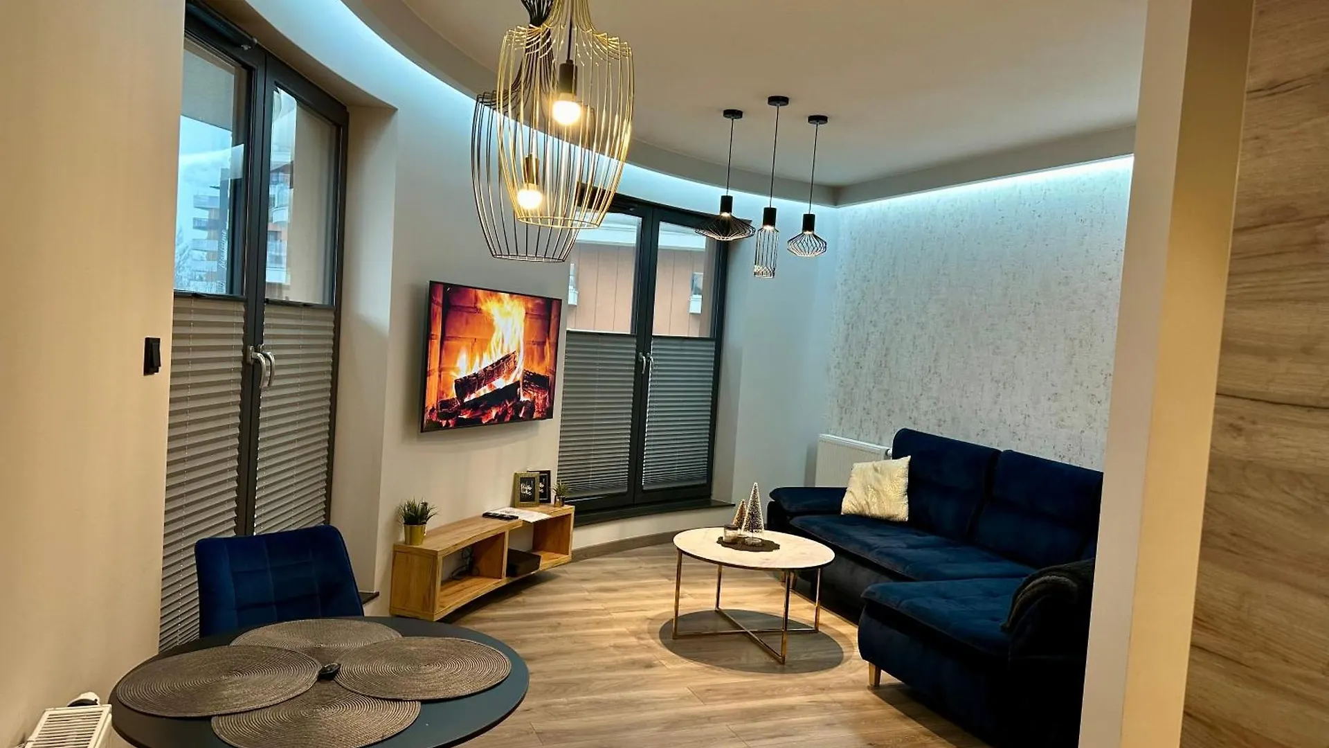 Beautiful And Modern Apartment- Garage- Wislane Tarasy contacts